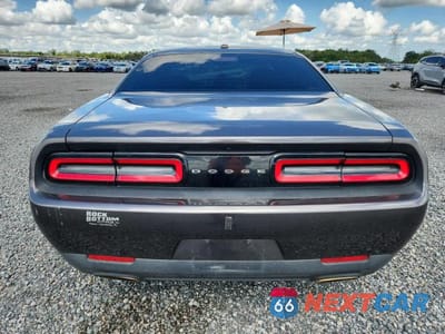 Zdjęcie 6 z 12 samochodu: 2015 DODGE CHALLENGER SXT VIN:2C3CDZAGXFH905758 - miniatura