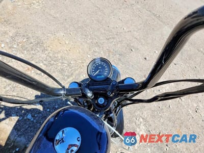 Zdjęcie 7 z 9 samochodu: 2012 HARLEY-DAVIDSON XL1200 FORTY-EIGHT VIN:1HD1LC319CC422884 - miniatura
