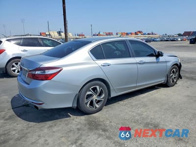 Trzecie zdjęcie samochodu z tyłu: 2016 HONDA ACCORD LX VIN:1HGCR2F3XGA046909 - miniatura