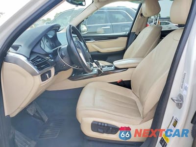 Zdjęcie 7 z 13 samochodu: 2016 BMW X5 XDRIVE35I VIN:5UXKR0C55G0P27911 - miniatura