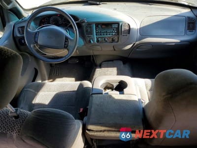 Zdjęcie 8 z 12 samochodu: 2001 FORD F150 SUPERCREW VIN:1FTRW08L61KC63202 - miniatura