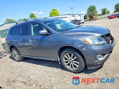 Czwarte zdjęcie samochodu z boku: 2015 NISSAN PATHFINDER SV VIN:5N1AR2MM3FC606852 - miniatura