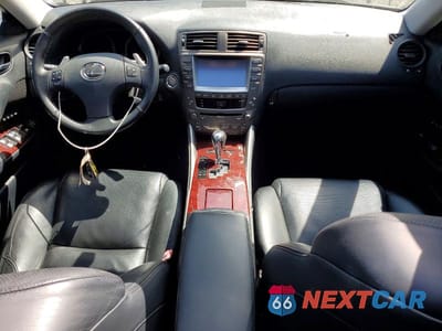 Zdjęcie 8 z 12 samochodu: 2006 LEXUS IS 250 VIN:JTHCK262965001993 - miniatura