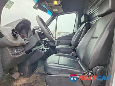 Zdjęcie 7 z 13 samochodu: 2022 MERCEDES-BENZ SPRINTER 3500 VIN:W1Y8ED3Y6NT114129 - miniatura