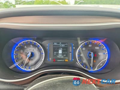 Zdjęcie 9 z 13 samochodu: 2020 CHRYSLER VOYAGER LX VIN:2C4RC1CG7LR237463 - miniatura