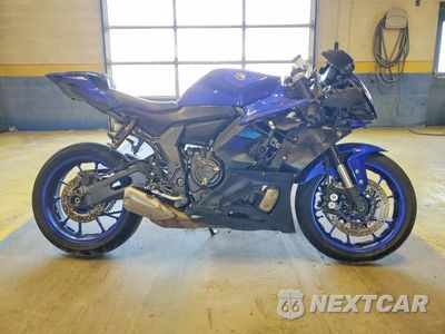 2024 YAMAHA YZFR7 JYARM38E6RA010337 - główne zdjęcie licytacji z USA - miniatura