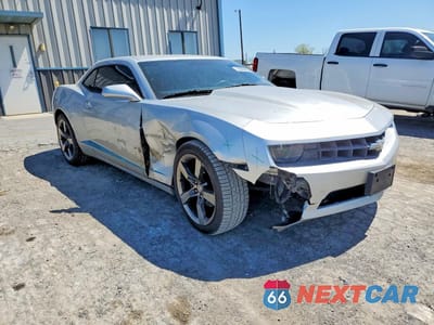 Czwarte zdjęcie samochodu z boku: 2011 CHEVROLET CAMARO LT VIN:2G1FC1ED6B9154507 - miniatura