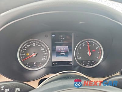 Zdjęcie 9 z 13 samochodu: 2016 MERCEDES-BENZ GLC 300 VIN:WDC0G4JB1GF047980 - miniatura