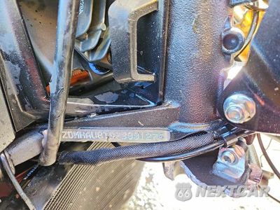 Zdjęcie 8 z 8 samochodu: 2025 DUCATI PANIGALE V2 VIN:ZDMHAU8T9SB001276 - miniatura
