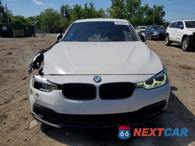 Piąte zdjęcie samochodu w środku: 2018 BMW 320 I VIN:WBA8A9C54JAH13507 - miniatura