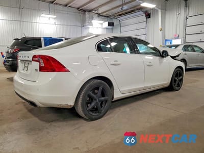 Trzecie zdjęcie samochodu z tyłu: 2015 VOLVO S60 PREMIER VIN:YV140MFK0F2356473 - miniatura