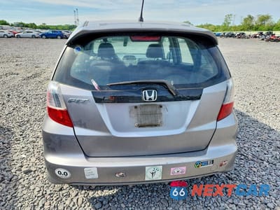 Zdjęcie 6 z 12 samochodu: 2010 HONDA FIT SPORT VIN:JHMGE8H4XAS015535 - miniatura