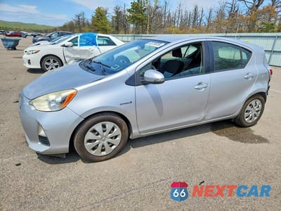 2014 TOYOTA PRIUS JTDKDTB38E1571453 - główne zdjęcie licytacji z USA - miniatura