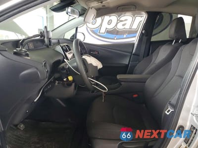 Zdjęcie 7 z 12 samochodu: 2019 TOYOTA PRIUS LE VIN:JTDKARFU1K3077336 - miniatura