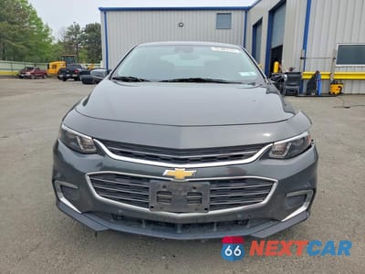 Piąte zdjęcie samochodu w środku: 2018 CHEVROLET MALIBU LT VIN:1G1ZD5ST3JF216576 - miniatura