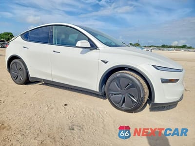 Czwarte zdjęcie samochodu z boku: 2026 TESLA MODEL Y VIN:7SAYGDEE3TA405916 - miniatura