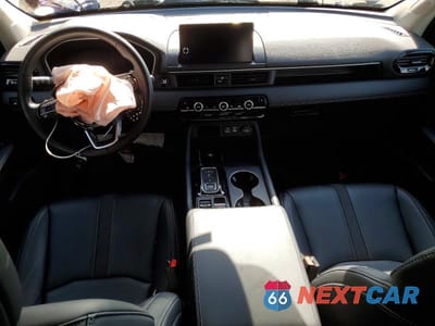 Zdjęcie 8 z 12 samochodu: 2025 HONDA PILOT EXL VIN:5FNYG1H4XSB104009 - miniatura