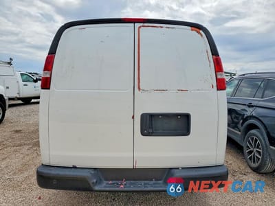 Zdjęcie 6 z 13 samochodu: 2021 CHEV EXPRESS G2500 VIN:1GCWGAFP7M1258404 - miniatura