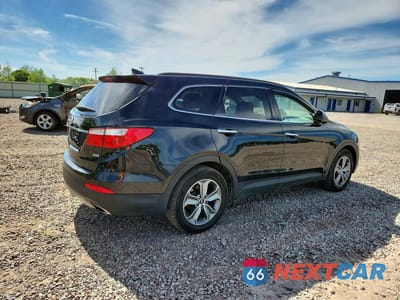 Trzecie zdjęcie samochodu z tyłu: 2016 HYUNDAI SANTA FE SE VIN:KM8SMDHF4GU143707 - miniatura