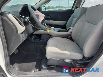 Zdjęcie 7 z 12 samochodu: 2022 HONDA HR-V LX VIN:3CZRU5H35NM714809 - miniatura