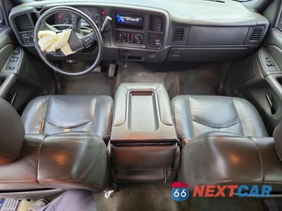 Zdjęcie 8 z 13 samochodu: 2003 GMC NEW SIERRA C1500 VIN:2GTEC19TX31239757 - miniatura