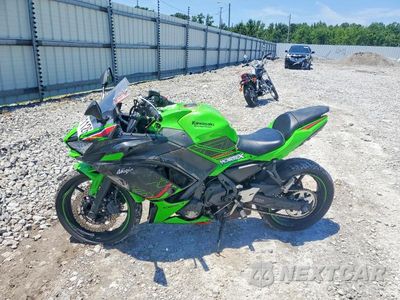 Trzecie zdjęcie samochodu z tyłu: 2024 KAWASAKI EX650 P VIN:ML5EXEP14RDAB9792 - miniatura