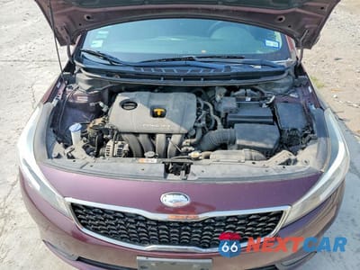 Zdjęcie 11 z 12 samochodu: 2018 KIA FORTE LX VIN:3KPFK4A76JE228178 - miniatura