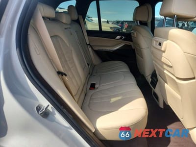 Zdjęcie 10 z 12 samochodu: 2019 BMW X5 XDRIVE40I VIN:5UXCR6C57KLL51808 - miniatura