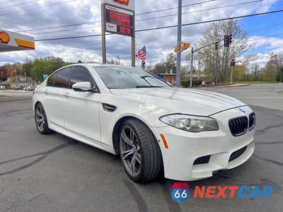 2013 BMW M5 WBSFV9C57DD095641 - główne zdjęcie licytacji z USA - miniatura