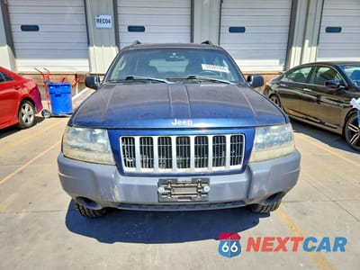 Piąte zdjęcie samochodu w środku: 2004 JEEP GRAND CHEROKEE LAREDO VIN:1J4GX48NX4C435382 - miniatura