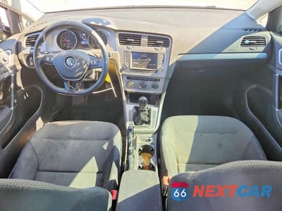 Zdjęcie 8 z 12 samochodu: 2016 VOLKSWAGEN GOLF S VIN:3VW117AU9GM035247 - miniatura