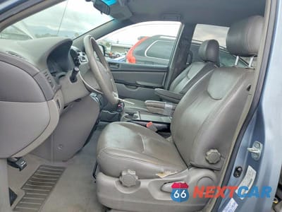 Zdjęcie 7 z 13 samochodu: 2004 TOYOTA SIENNA LE 7 PASSENGER VIN:5TDZA23C54S116822 - miniatura