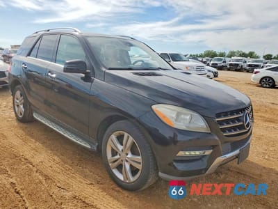 Czwarte zdjęcie samochodu z boku: 2013 MERCEDES-BENZ ML 350 VIN:4JGDA5JB6DA162156 - miniatura
