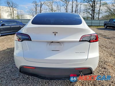 Zdjęcie 6 z 13 samochodu: 2023 TESLA MODEL Y VIN:7SAYGDEE3PF700829 - miniatura