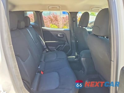 Zdjęcie 11 z 13 samochodu: 2021 JEEP RENEGADE SPORT VIN:ZACNJCABXMPM34203 - miniatura