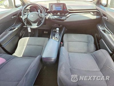 Zdjęcie 8 z 13 samochodu: 2018 TOYOTA C-HR XLE PREMIUM VIN:NMTKHMBX1JR011508 - miniatura