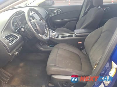 Zdjęcie 7 z 12 samochodu: 2015 CHRYSLER 200 LIMITED VIN:1C3CCCAB8FN601064 - miniatura