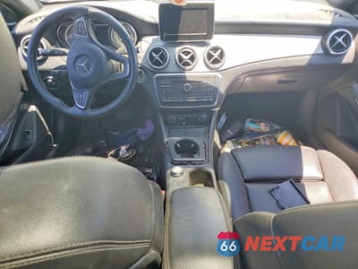Zdjęcie 8 z 12 samochodu: 2017 MERCEDES-BENZ GLA 250 4MATIC VIN:WDCTG4GBXHJ348203 - miniatura