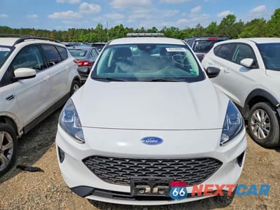 Piąte zdjęcie samochodu w środku: 2022 FORD ESCAPE S VIN:1FMCU9F6XNUA84728 - miniatura