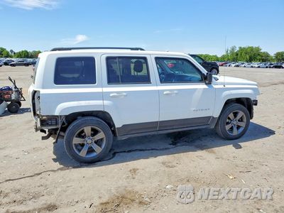 Trzecie zdjęcie samochodu z tyłu: 2015 JEEP PATRIOT LATITUDE VIN:1C4NJRFB9FD120607 - miniatura