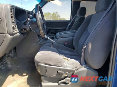 Zdjęcie 7 z 12 samochodu: 2003 GMC NEW SIERRA K1500 VIN:2GTEK19T431320109 - miniatura