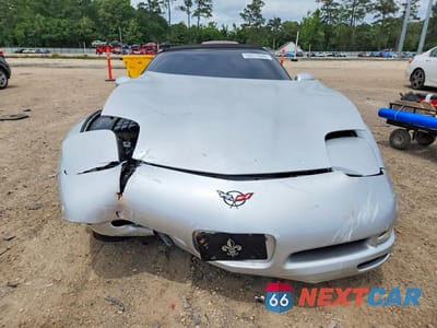 Piąte zdjęcie samochodu w środku: 2001 CHEVROLET CORVETTE VIN:1G1YY32G915126913 - miniatura