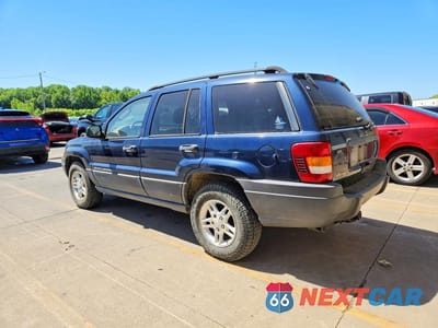 Drugie zdjęcie samochodu z przodu: 2004 JEEP GRAND CHEROKEE LAREDO VIN:1J4GX48NX4C435382 - miniatura