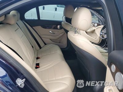Zdjęcie 10 z 12 samochodu: 2018 MERCEDES-BENZ C 300 4MATIC VIN:55SWF4KB8JU242678 - miniatura