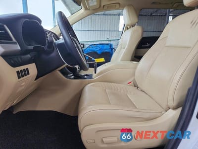 Zdjęcie 7 z 14 samochodu: 2017 TOYOTA HIGHLANDER HYBRID LIMITED PLATINUM VIN:5TDDGRFH3HS032383 - miniatura