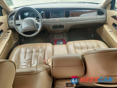 Zdjęcie 8 z 12 samochodu: 1998 LINCOLN TOWN CAR EXECUTIVE VIN:1LNFM81W6WY725107 - miniatura