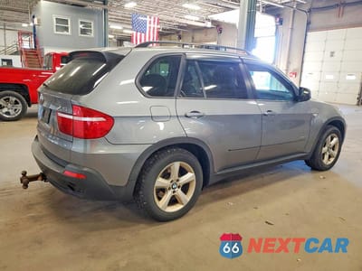 Trzecie zdjęcie samochodu z tyłu: 2009 BMW X5 XDRIVE30I VIN:5UXFE43509L270172 - miniatura