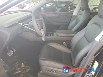 Zdjęcie 7 z 12 samochodu: 2026 TESLA MODEL Y VIN:7SAYGDEE4TA395879 - miniatura