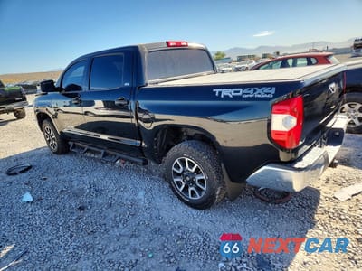 Drugie zdjęcie samochodu z przodu: 2018 TOYOTA TUNDRA CREWMAX SR5 VIN:5TFDY5F15JX694586 - miniatura