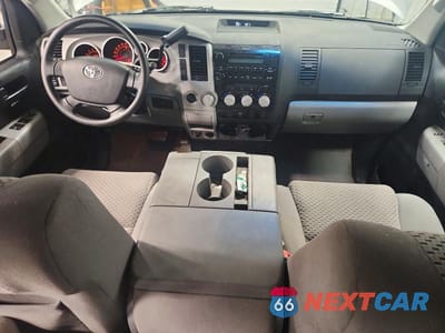Zdjęcie 8 z 12 samochodu: 2008 TOYOTA TUNDRA GRADE VIN:5TFBT54178X013573 - miniatura